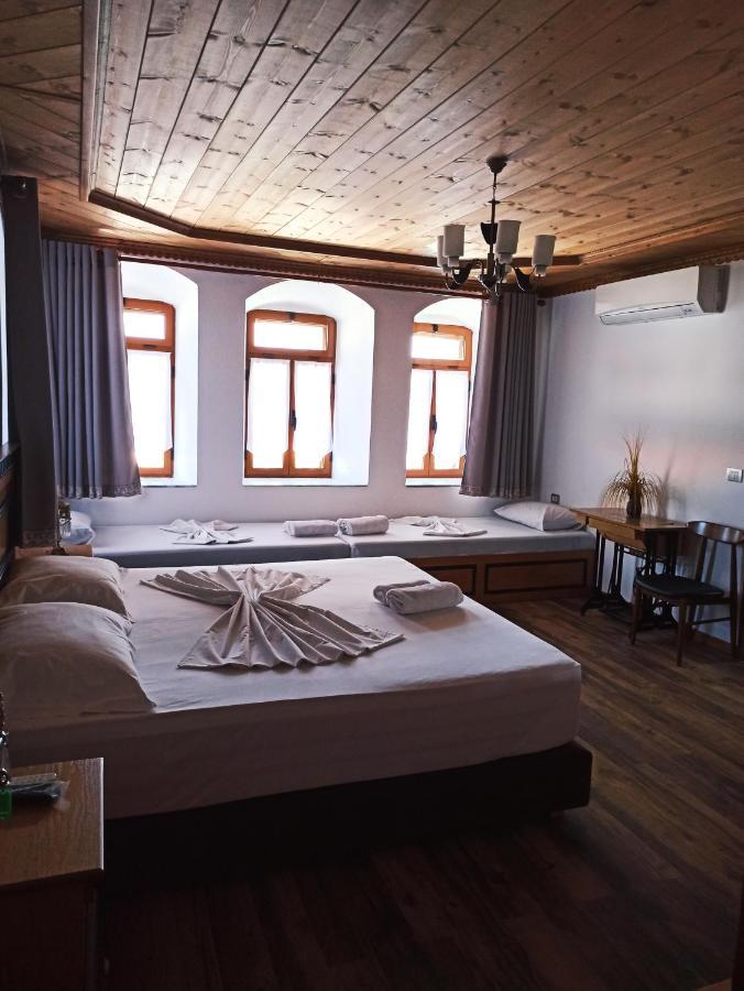 Boutique Hotel Praga Gjirokastra Zewnętrze zdjęcie