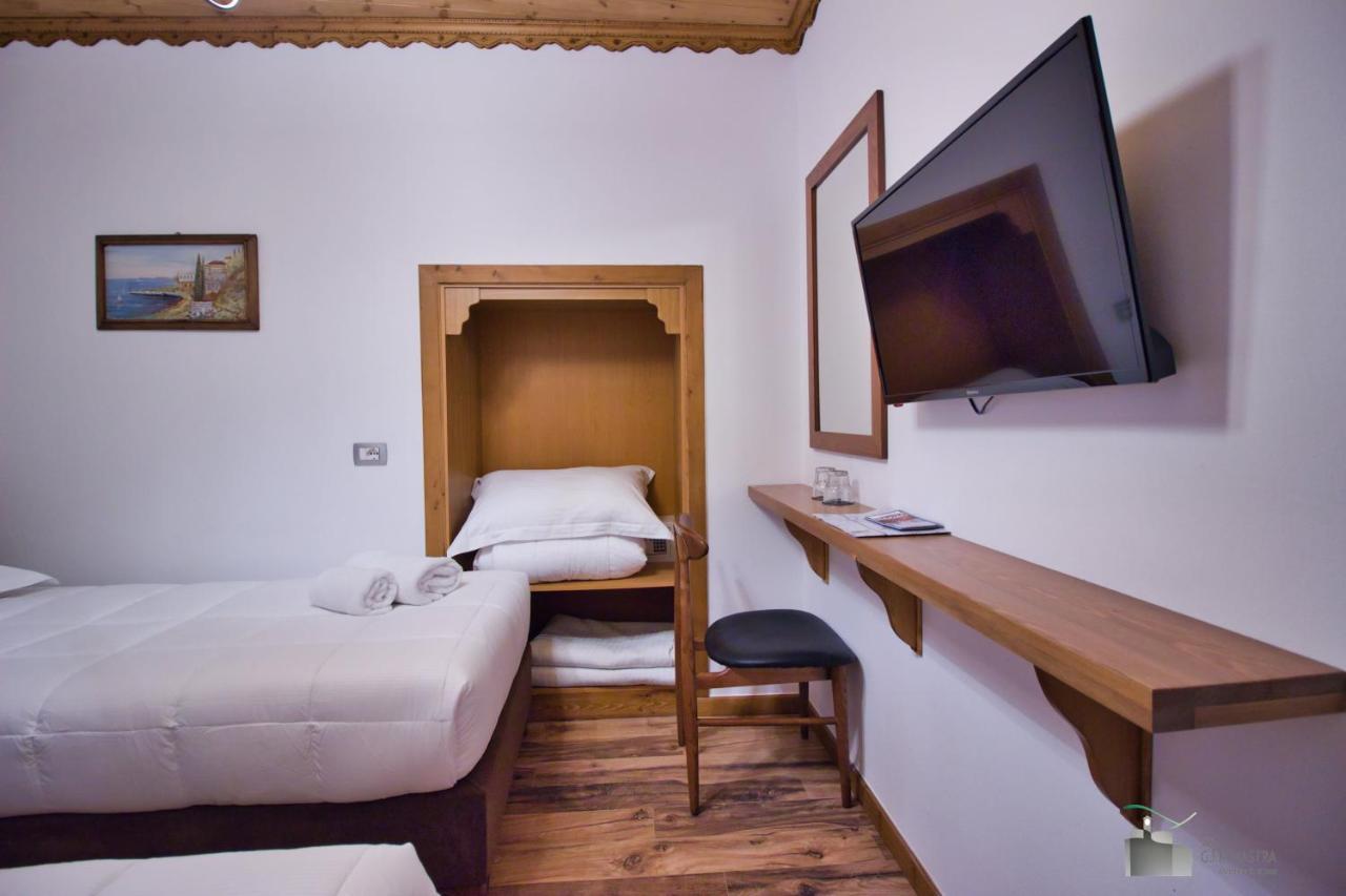 Boutique Hotel Praga Gjirokastra Zewnętrze zdjęcie