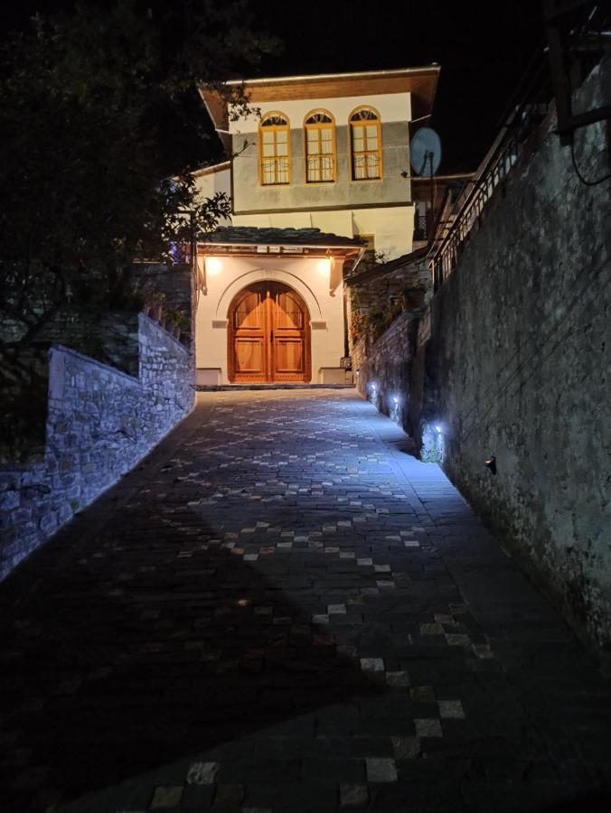 Boutique Hotel Praga Gjirokastra Zewnętrze zdjęcie