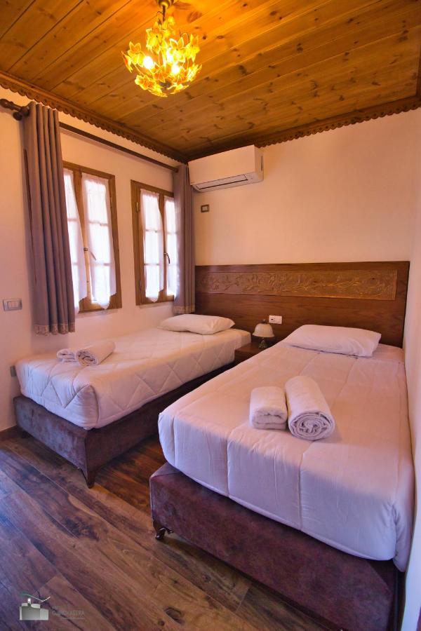 Boutique Hotel Praga Gjirokastra Zewnętrze zdjęcie