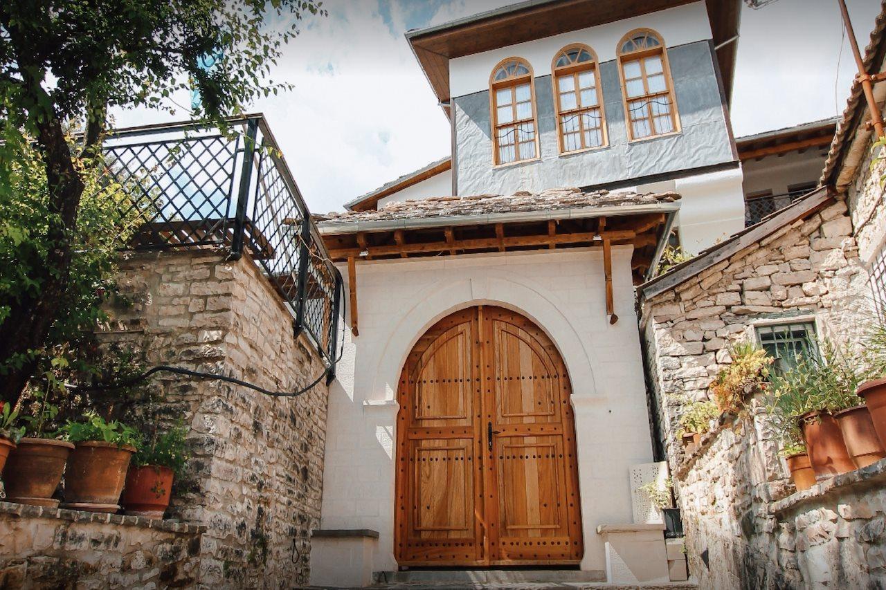 Boutique Hotel Praga Gjirokastra Zewnętrze zdjęcie