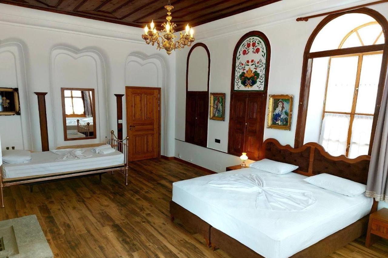 Boutique Hotel Praga Gjirokastra Zewnętrze zdjęcie