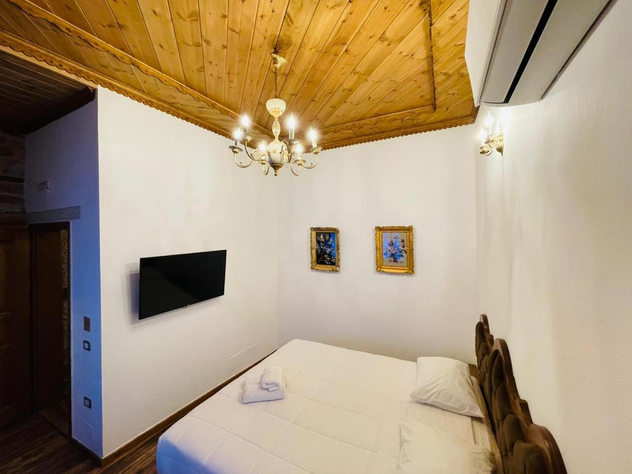 Boutique Hotel Praga Gjirokastra Pokój zdjęcie